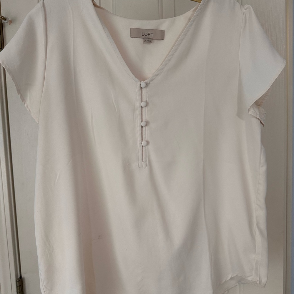 LOFT Women's Ivory V-Neck Top